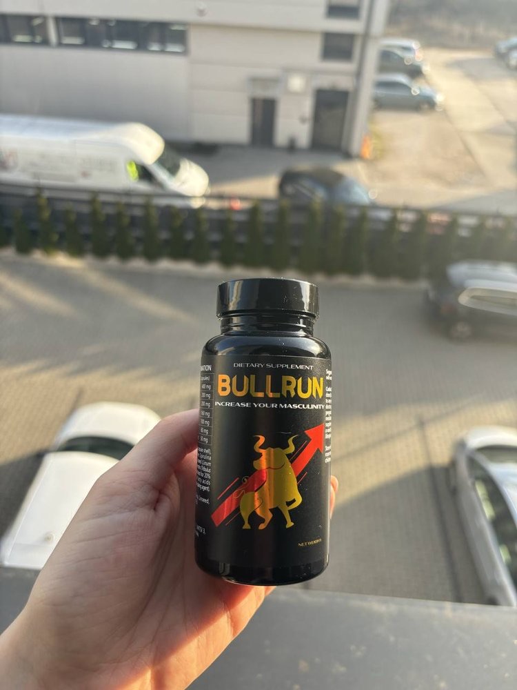 Černá lahvička BullRun