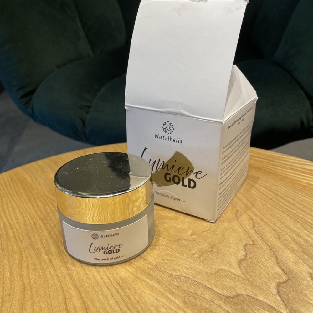 Lumiere Gold -voidepurkki ja rasia